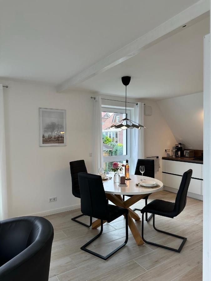 Helle, Grosszuegige Ferienwohnung Fuer 2 - 3 Personen Mit Parkplatz + E-Ladestation In Buchholz, Nordheide Buchholz in der Nordheide Esterno foto