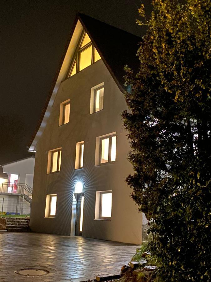 Helle, Grosszuegige Ferienwohnung Fuer 2 - 3 Personen Mit Parkplatz + E-Ladestation In Buchholz, Nordheide Buchholz in der Nordheide Esterno foto