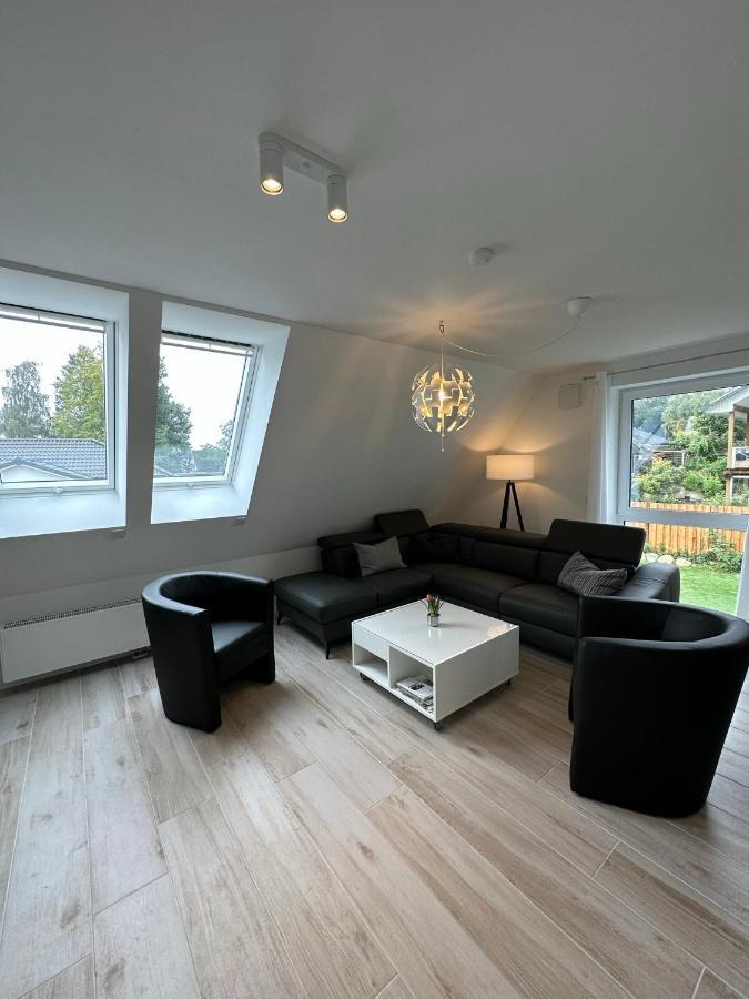 Helle, Grosszuegige Ferienwohnung Fuer 2 - 3 Personen Mit Parkplatz + E-Ladestation In Buchholz, Nordheide Buchholz in der Nordheide Esterno foto