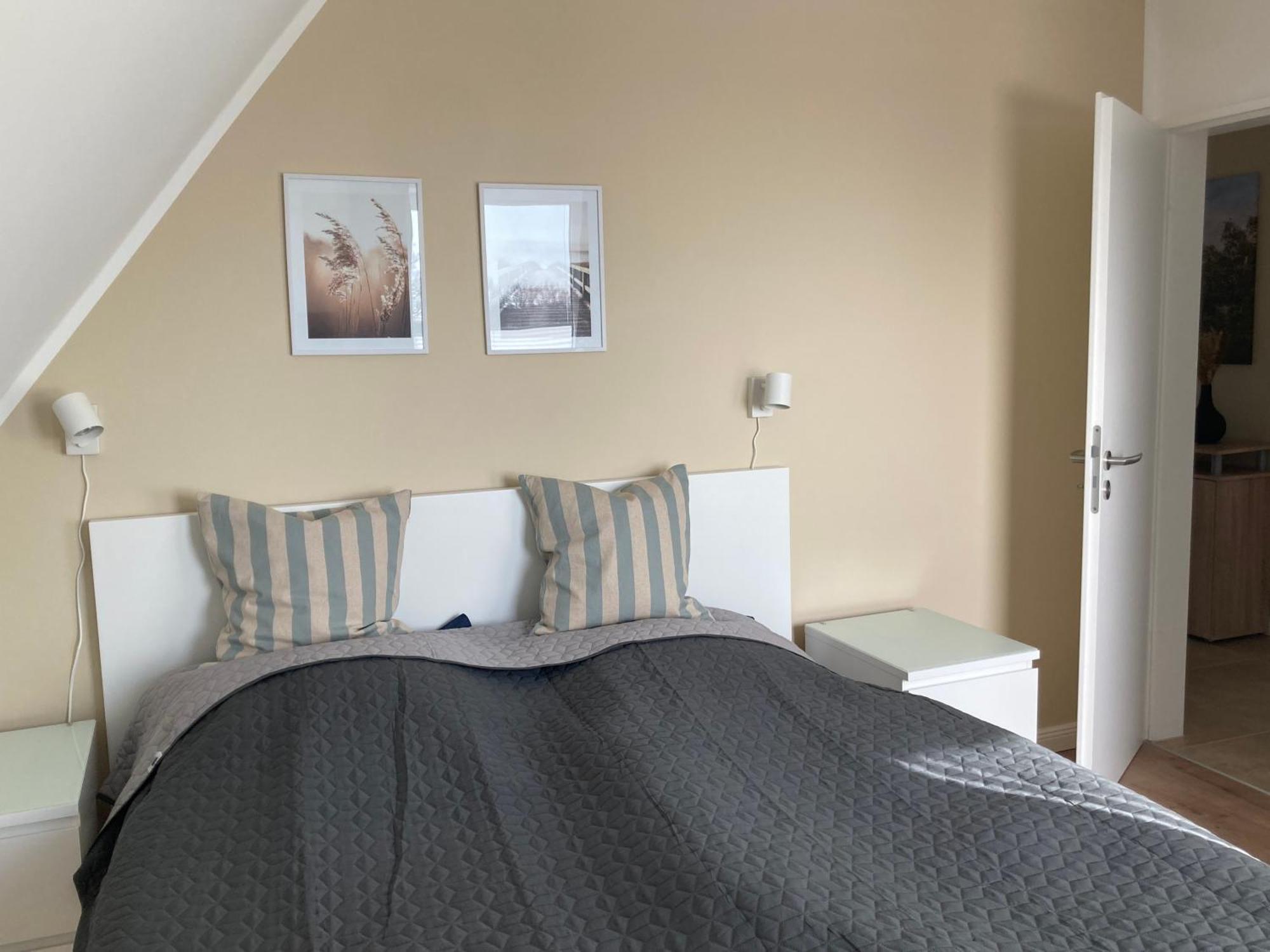 Helle, Grosszuegige Ferienwohnung Fuer 2 - 3 Personen Mit Parkplatz + E-Ladestation In Buchholz, Nordheide Buchholz in der Nordheide Esterno foto